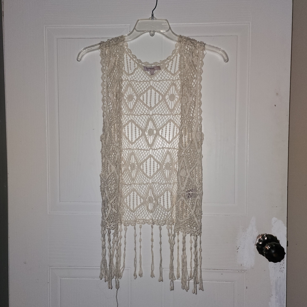 Blu Pepper Cream Crochet Vest